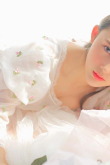 女生超短裙穿搭